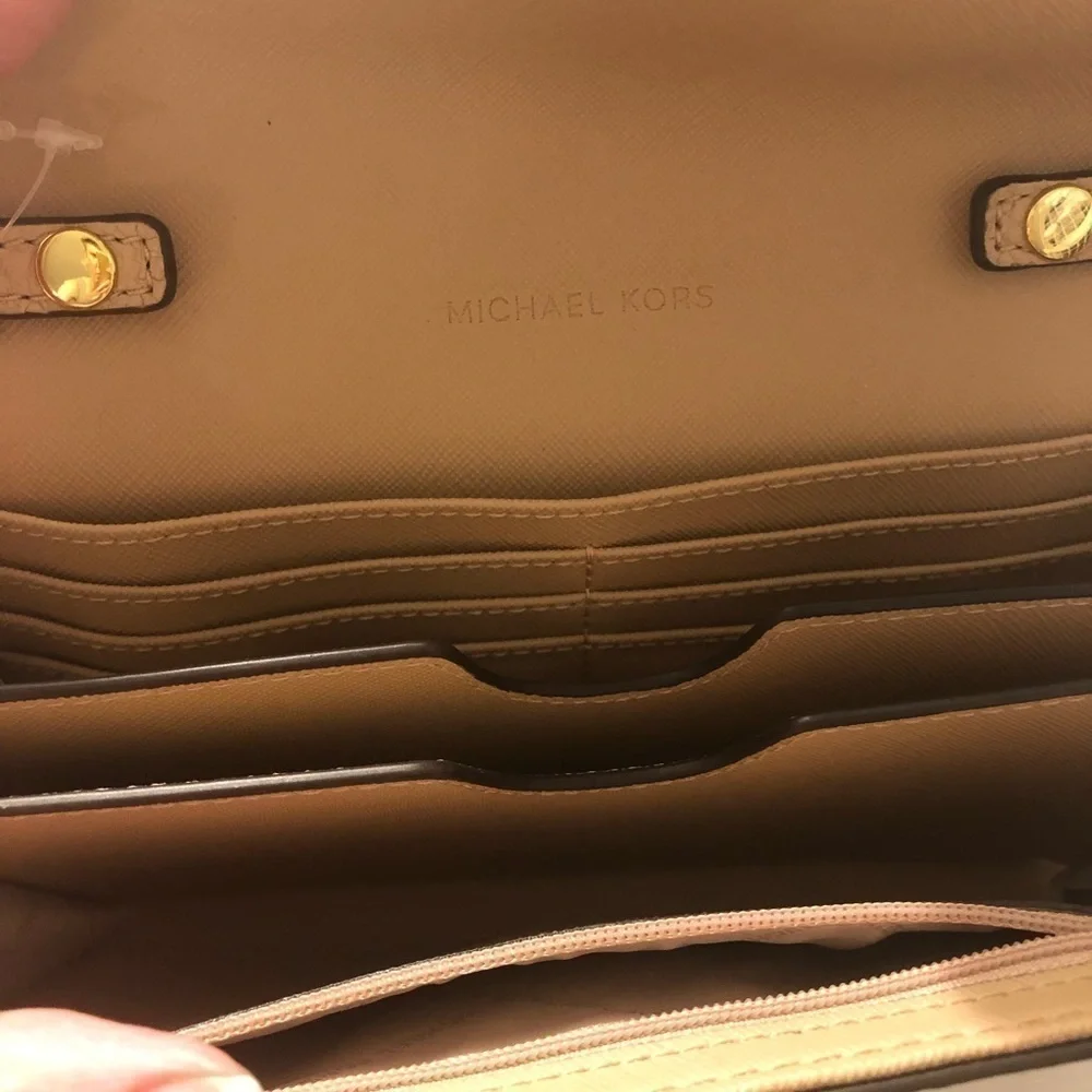 MICHAEL Kors Vanna Crossbody Bag